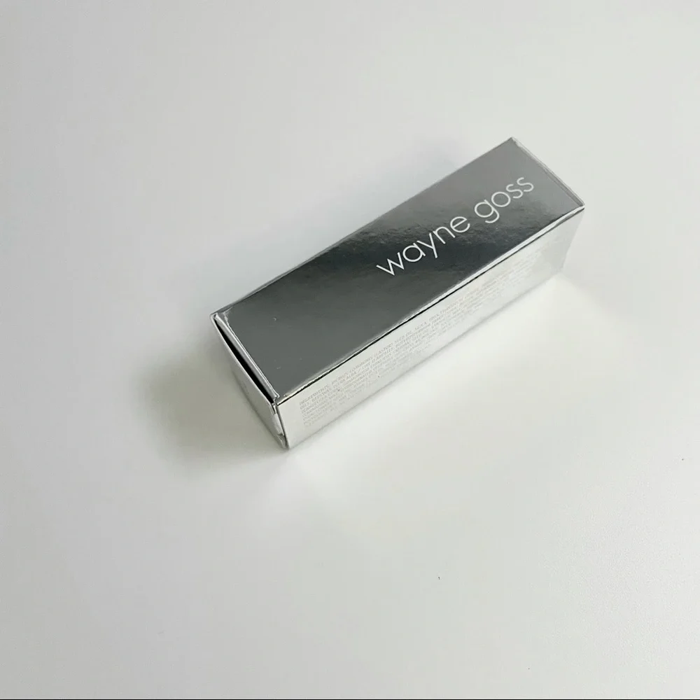 Wayne Goss NIB The Luxury Cream Lipstick in Cashew (Light Nude Beige)